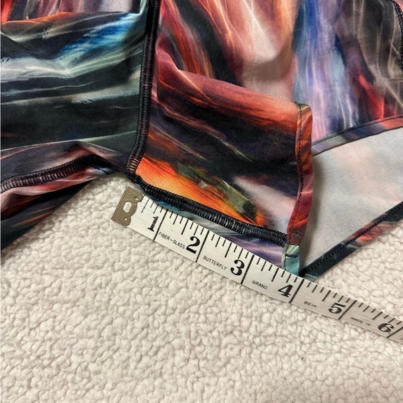 Lululemon Hotty Hot Shorts High-Rise Long 4" Chroma Fusion Multi Black - Picture 6 of 11